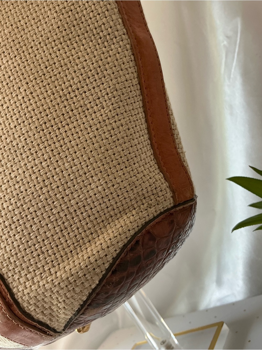 Preloved Brahmin Croc Embossed Leather Trim Raffia Canvas Gold Trim - Picture 6 of 13